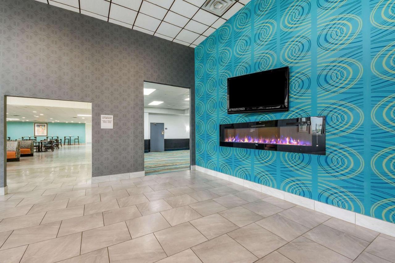 Days Inn By Wyndham Oklahoma City Bricktown Εξωτερικό φωτογραφία